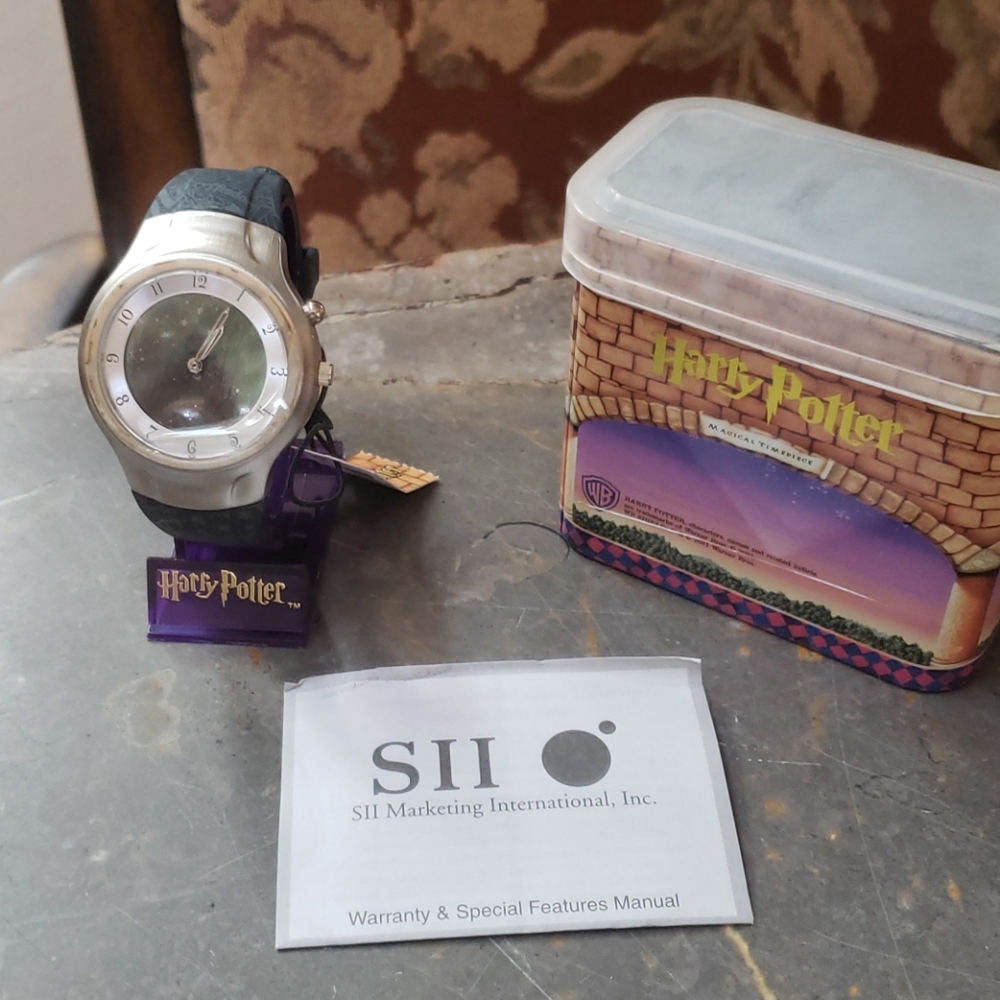 HARRY POTTER WATCH *RARE* BRAND NEW